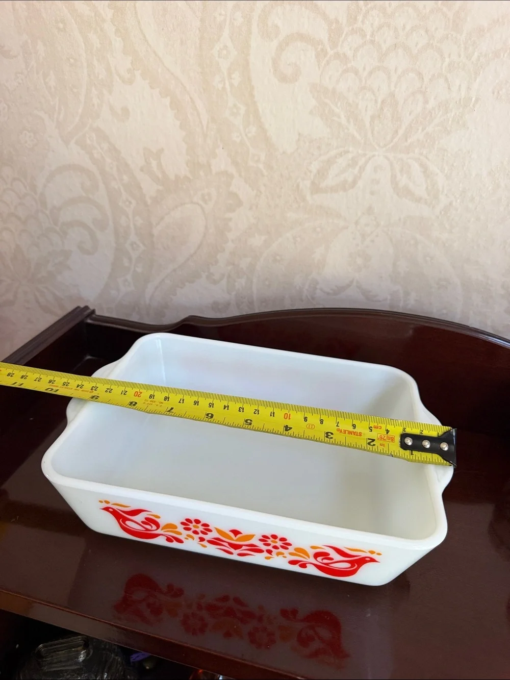 Large Pyrex friendship Refrigerator Dish with lid